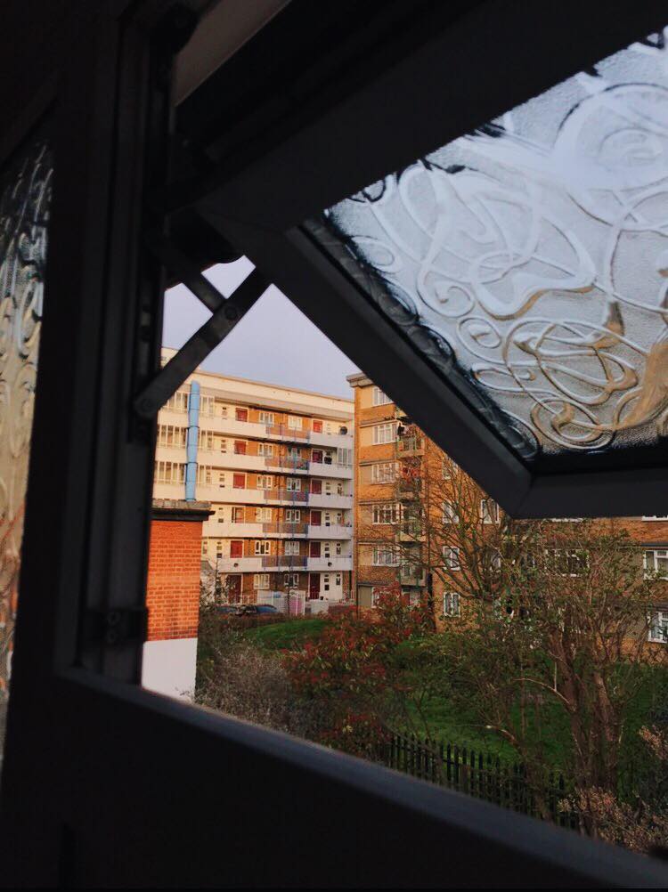 37723788_1640580979384346_777052166161432576_n